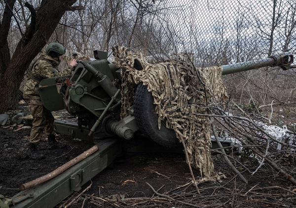 Battle For Bakhmut Rages 'Round Clock'; US Readies $400m New Arms Aid ...