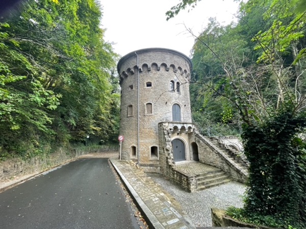 Following Auto-Pédestre Trails in Luxembourg City