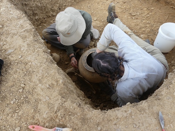 Structure 5 during the excavations; Credit: I. Hadzhipetkov © INRA